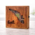 Kerala Map Wooden Spice Gift Box – Handcrafted Sheesham Kerala Wooden Spice Gift Box with 9 Premium Whole Spices & Glass Window